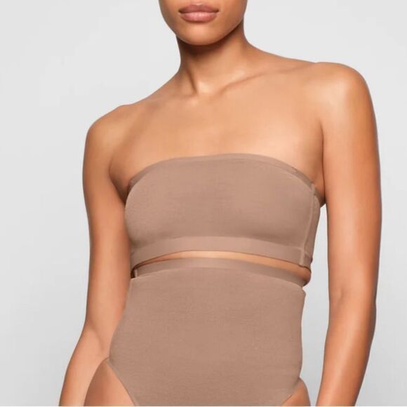 NWT SKIMS Sheer Sculpt Bandeau Neutral In Sienna With Straps Bralette - Picture 4 of 10